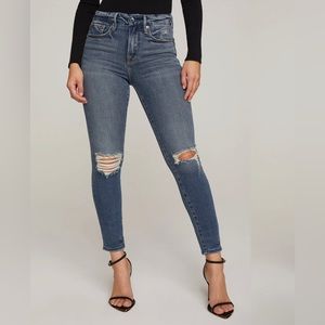 Good American Good Legs Skinny Ankle Jeans